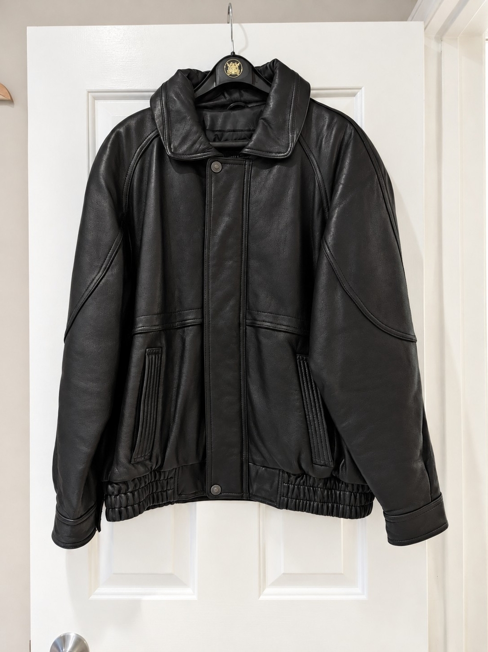 Vintage 90s Black Leather Bomber Jacket Womens Oversized S/M Minimalist Mens M